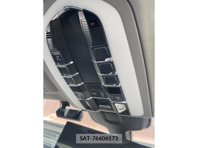 Porsche PANAMERA 2013-09 8438717-18