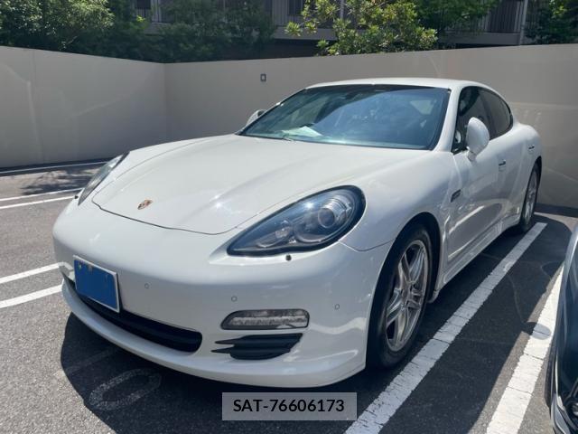 Porsche PANAMERA 2013-09 8438717-1