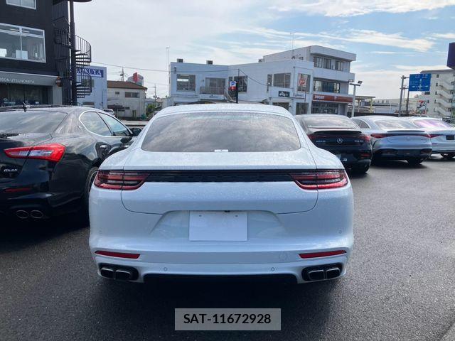 Porsche PANAMERA 2019-08 8526583-1