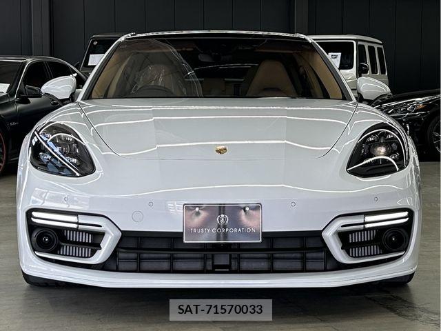 Porsche PANAMERA 2022-11 8628373-1