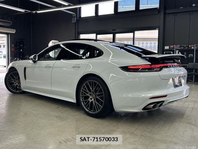 Porsche PANAMERA 2022-11 8628373-4