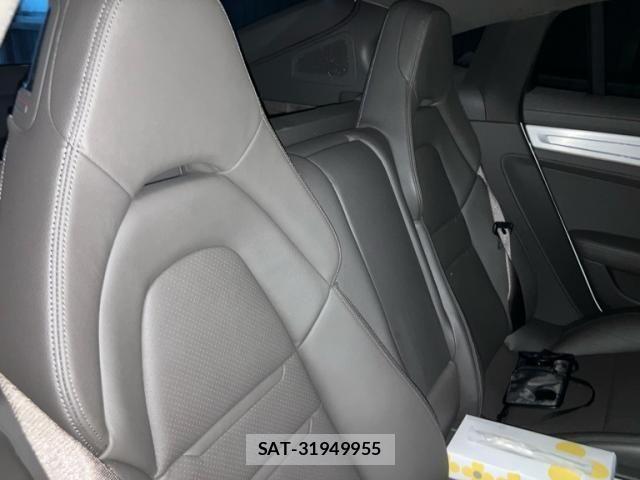 Porsche PANAMERA 2017-06 8686291-11