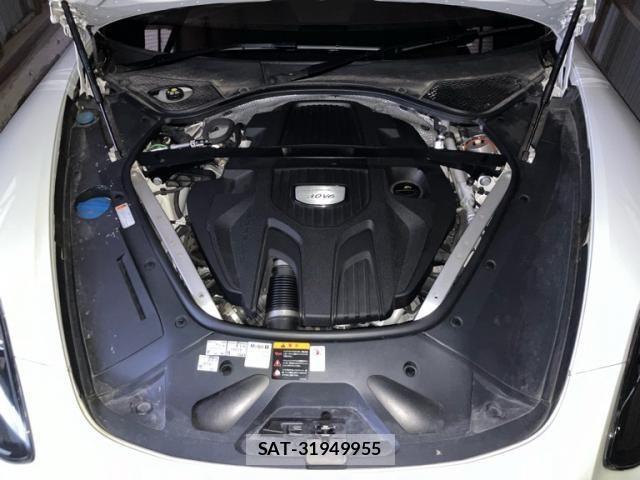 Porsche PANAMERA 2017-06 8686291-2