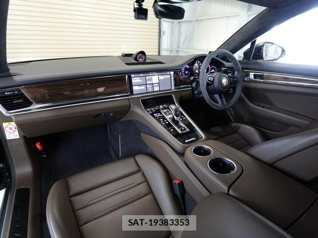 Porsche PANAMERA 2021-04 8686289-9