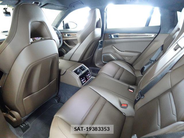 Porsche PANAMERA 2021-04 8686289-12