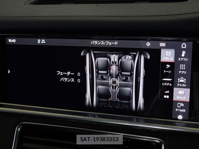 Porsche PANAMERA 2021-04 8686289-16