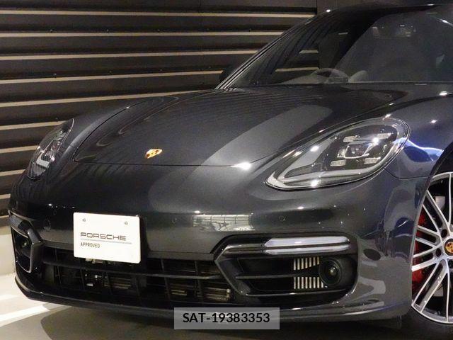 Porsche PANAMERA 2021-04 8686289-24