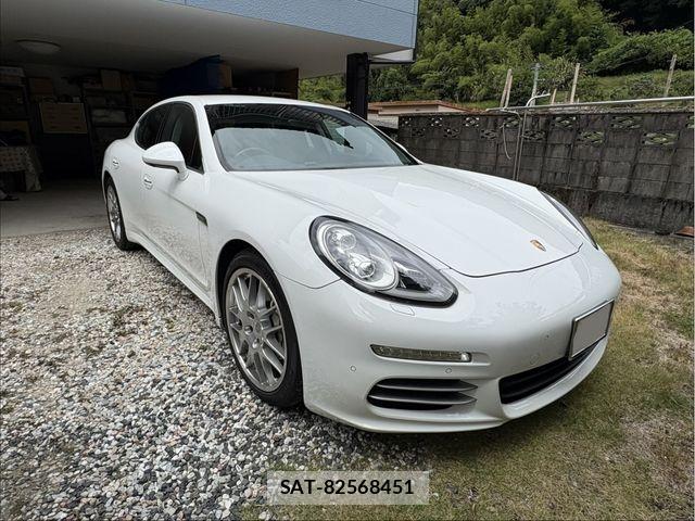 Porsche PANAMERA 2015-06 8745214-1