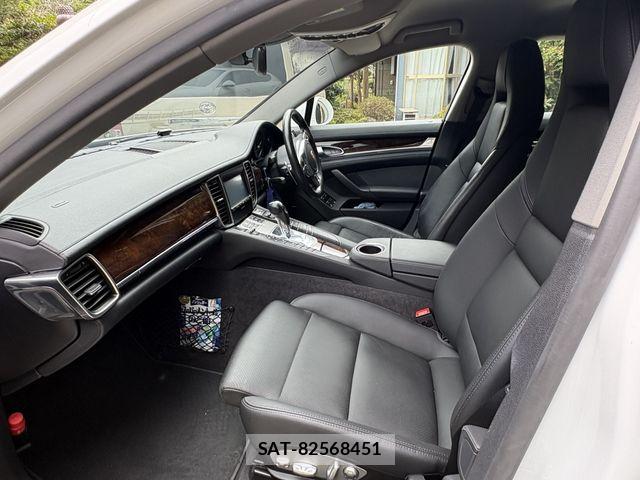 Porsche PANAMERA 2015-06 8745214-5