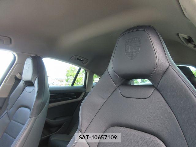 Porsche PANAMERA 2026-03 8745212-14