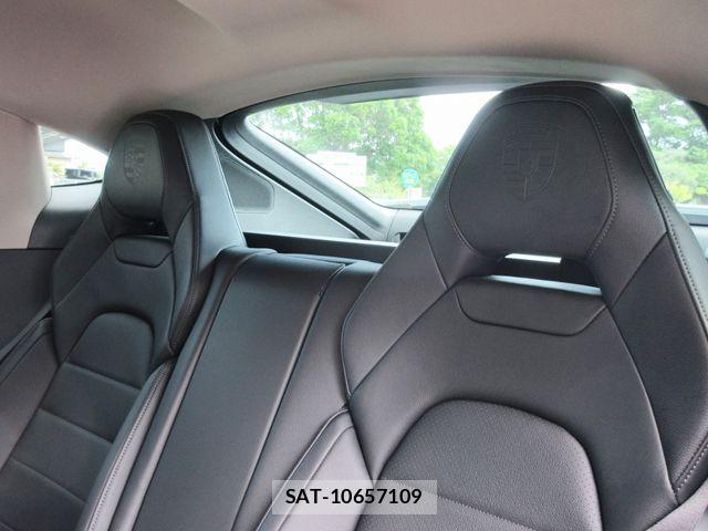 Porsche PANAMERA 2026-03 8745212-16