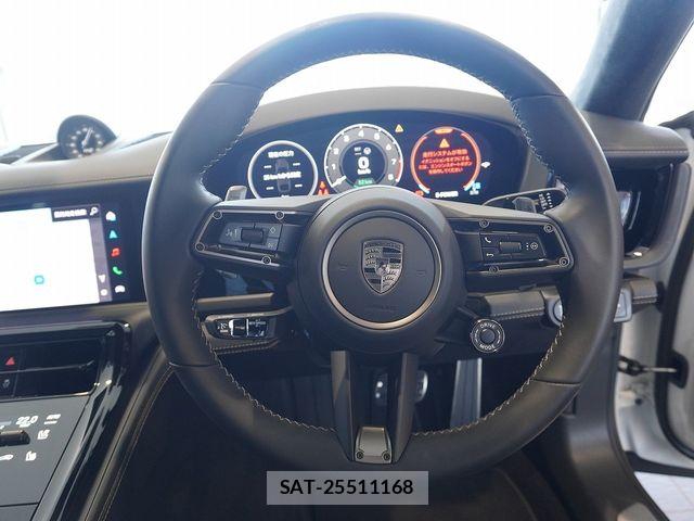 Porsche PANAMERA 2025-02 8797126-19
