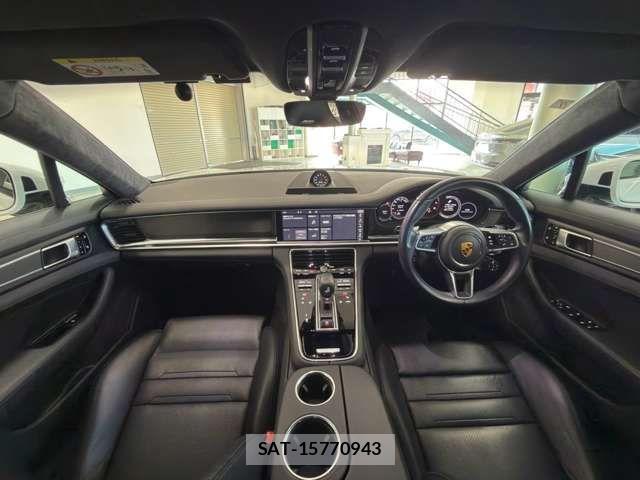 Porsche PANAMERA 2021-07 8871823-15