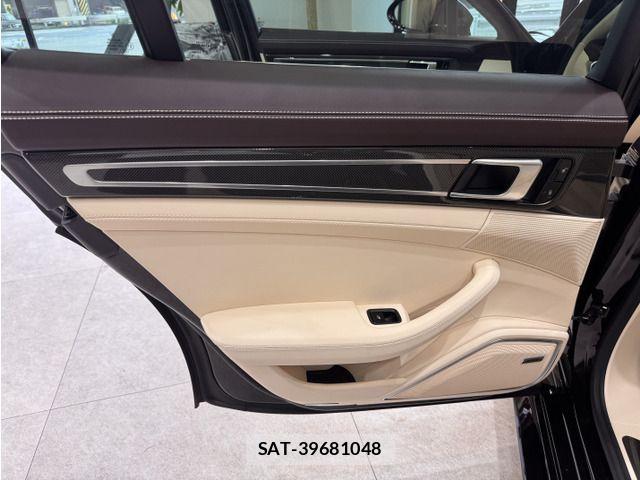 Porsche PANAMERA 2018-04 8881565-16