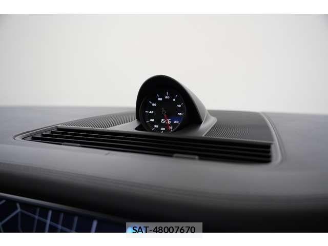 Porsche PANAMERA 2022-05 7509697-15