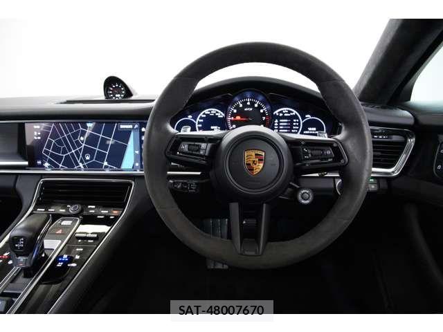 Porsche PANAMERA 2022-05 7509697-16