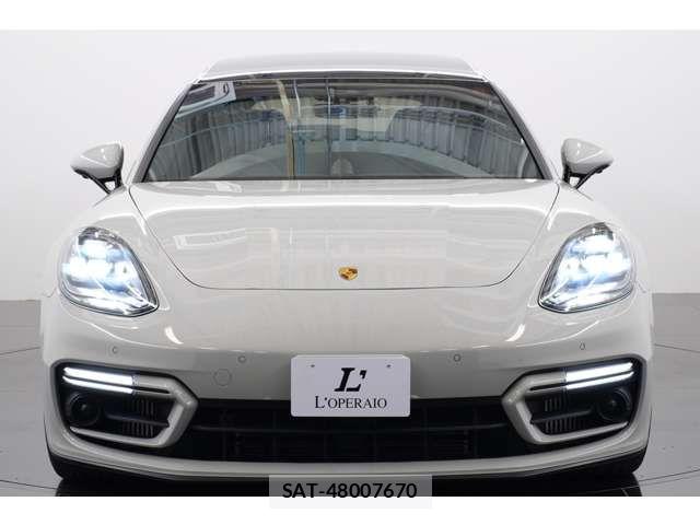 Porsche PANAMERA 2022-05 7509697-3