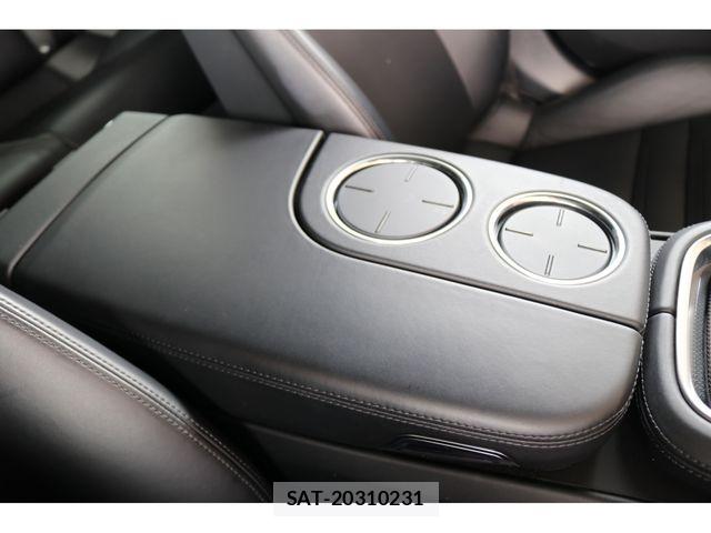 Porsche PANAMERA 2018-08 8209541-21