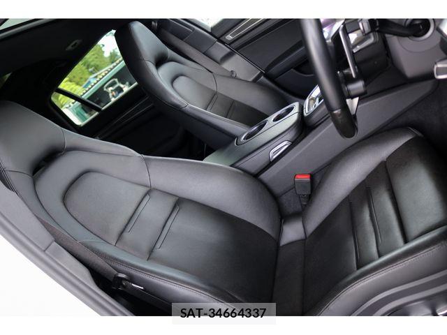 Porsche PANAMERA 2020-08 8316398-16