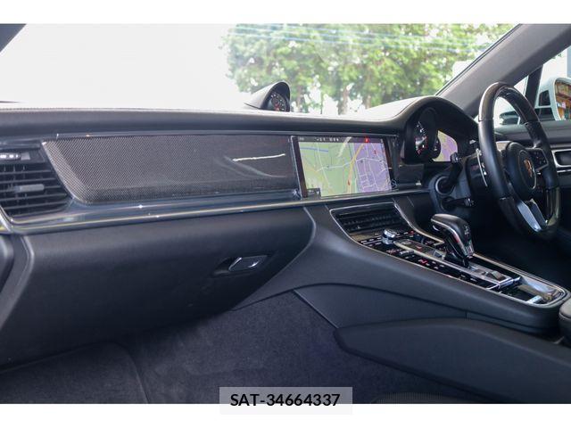 Porsche PANAMERA 2020-08 8316398-20