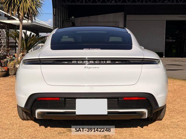 Porsche Taycan 2025-08 3774265-12