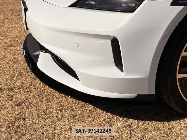 Porsche Taycan 2025-08 3774265-7
