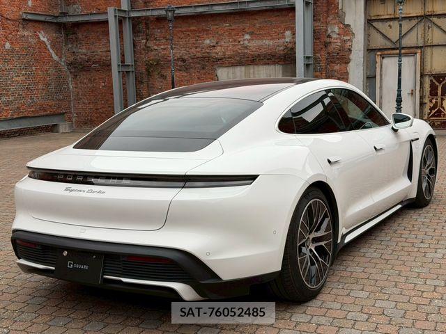 Porsche Taycan 2021-07 5875469-1