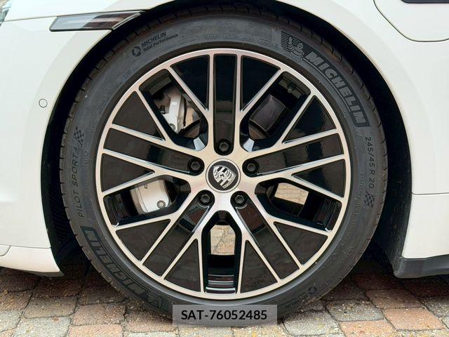 Porsche Taycan 2021-07 5875469-19