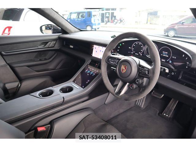 Porsche Taycan 2025-02 6218393-13