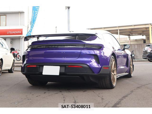 Porsche Taycan 2025-02 6218393-6