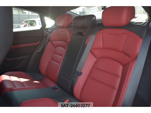 Porsche Taycan 2021-06 7223571-12