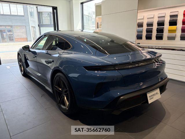 Porsche Taycan 2024-08 7456780-1