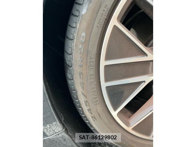 Porsche Taycan 2023-08 7727223-5