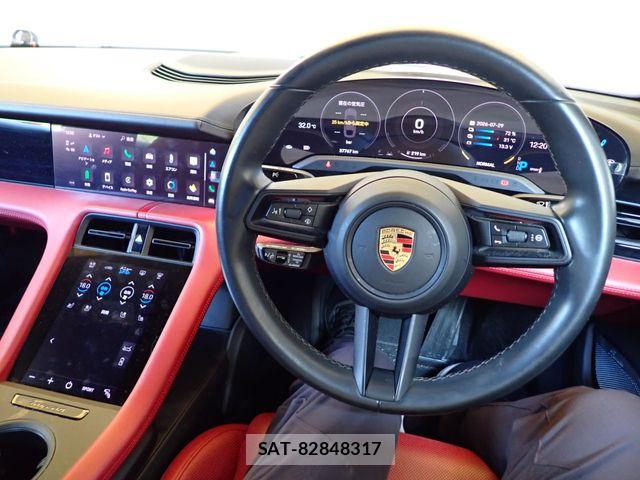 Porsche Taycan 2021-09 8246336-14