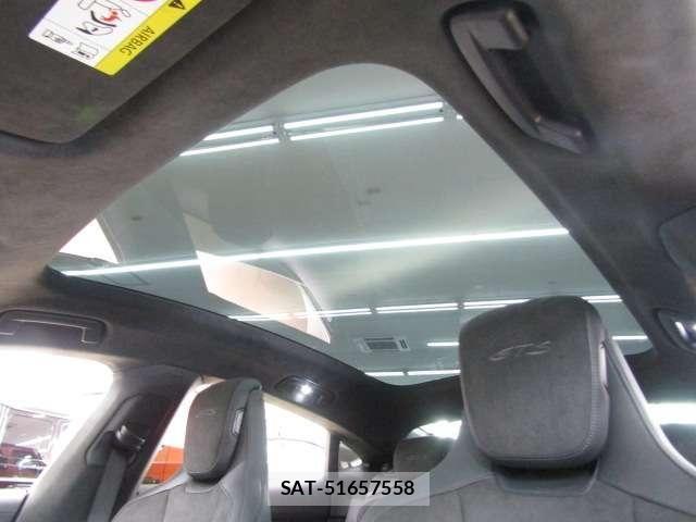 Porsche Taycan 2023-09 8414384-1