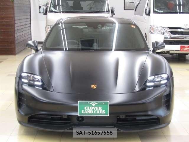 Porsche Taycan 2023-09 8414384-22