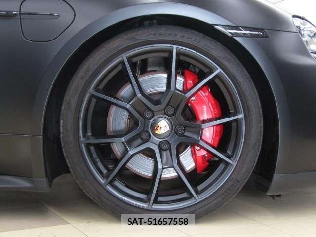 Porsche Taycan 2023-09 8414384-23
