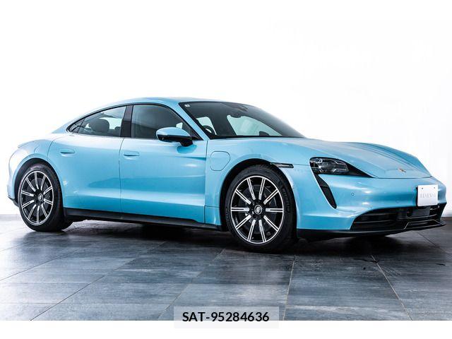 Porsche Taycan 2021-06 8660971-13