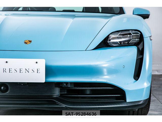 Porsche Taycan 2021-06 8660971-16