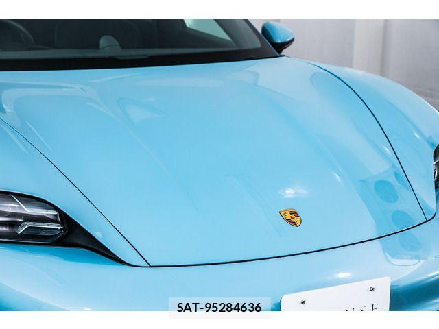 Porsche Taycan 2021-06 8660971-19