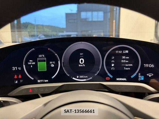 Porsche Taycan 2026-01 8745215-6