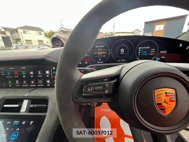 Porsche Taycan 2022-05 8831079-7