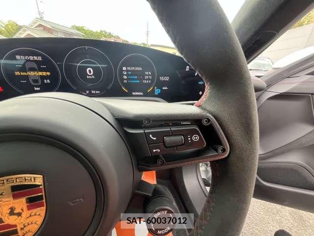 Porsche Taycan 2022-05 8831079-8