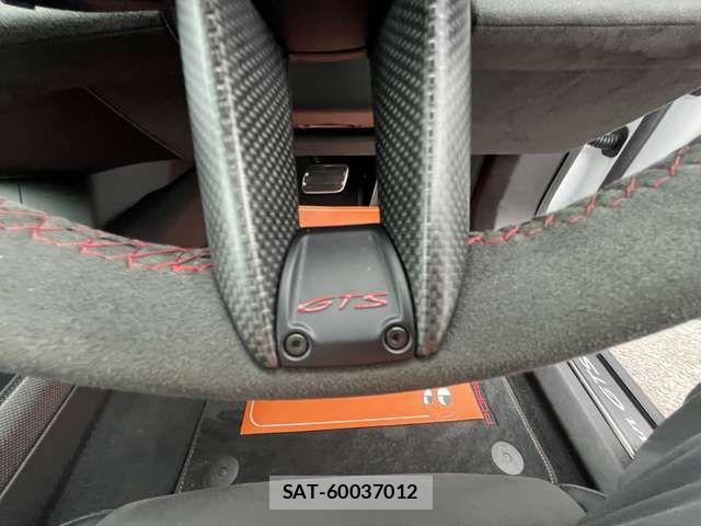 Porsche Taycan 2022-05 8831079-10