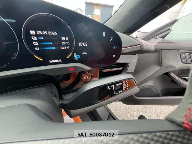 Porsche Taycan 2022-05 8831079-11