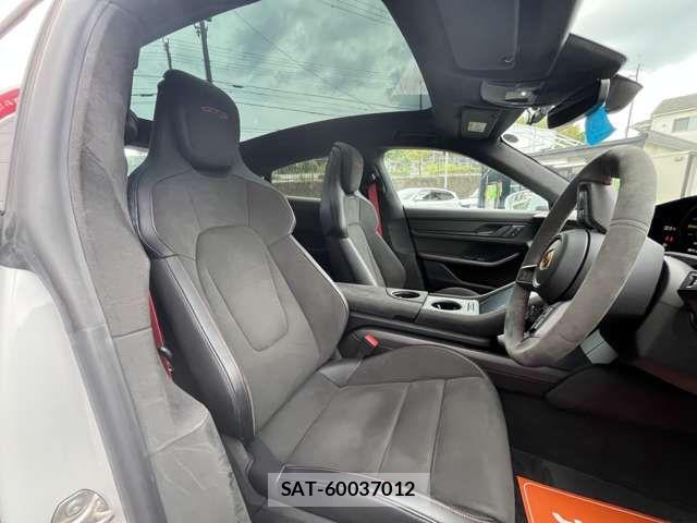Porsche Taycan 2022-05 8831079-1