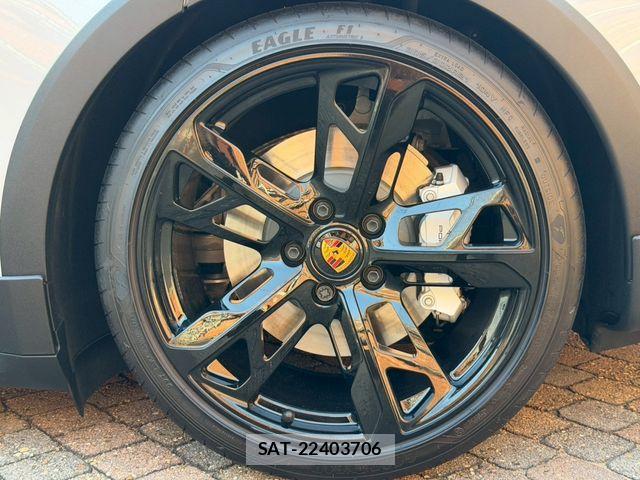 Porsche Taycan 2023-11 8246337-26