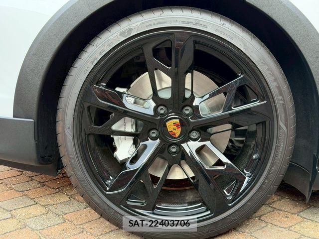 Porsche Taycan 2023-11 8246337-27