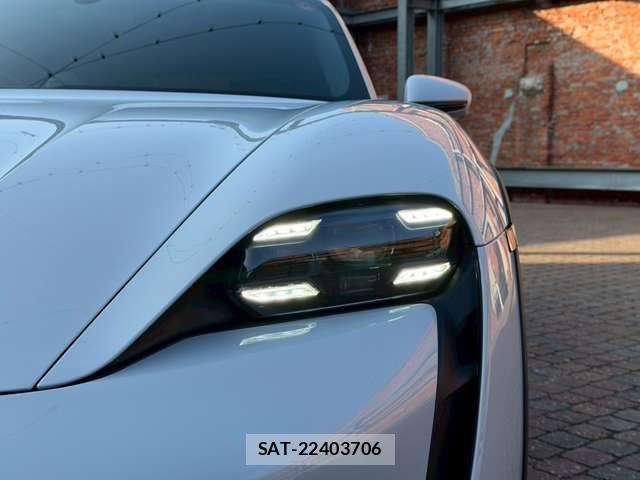 Porsche Taycan 2023-11 8246337-8