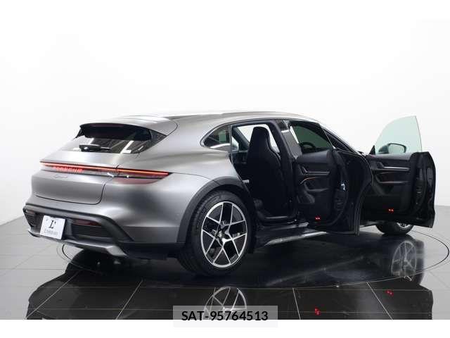 Porsche Taycan 2024-09 8850359-1